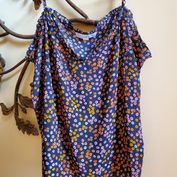 Like New LOFT Tank, Blue, Daisies,Slight Ruffle Edges, XXLP, Worn Twice! - Picture 2 of 8